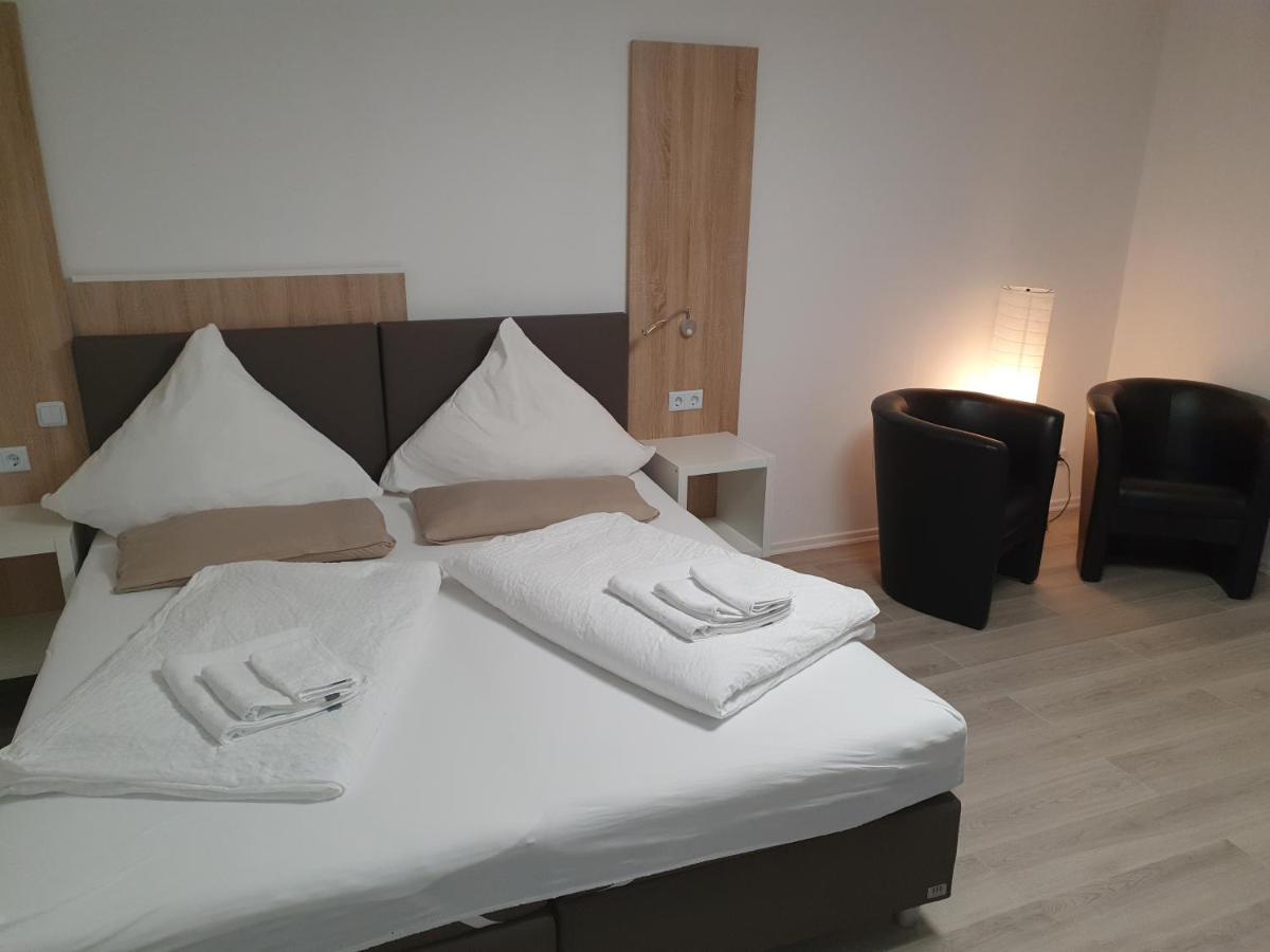 Hotel Exquisite Bobenheim am Berg Exterior photo