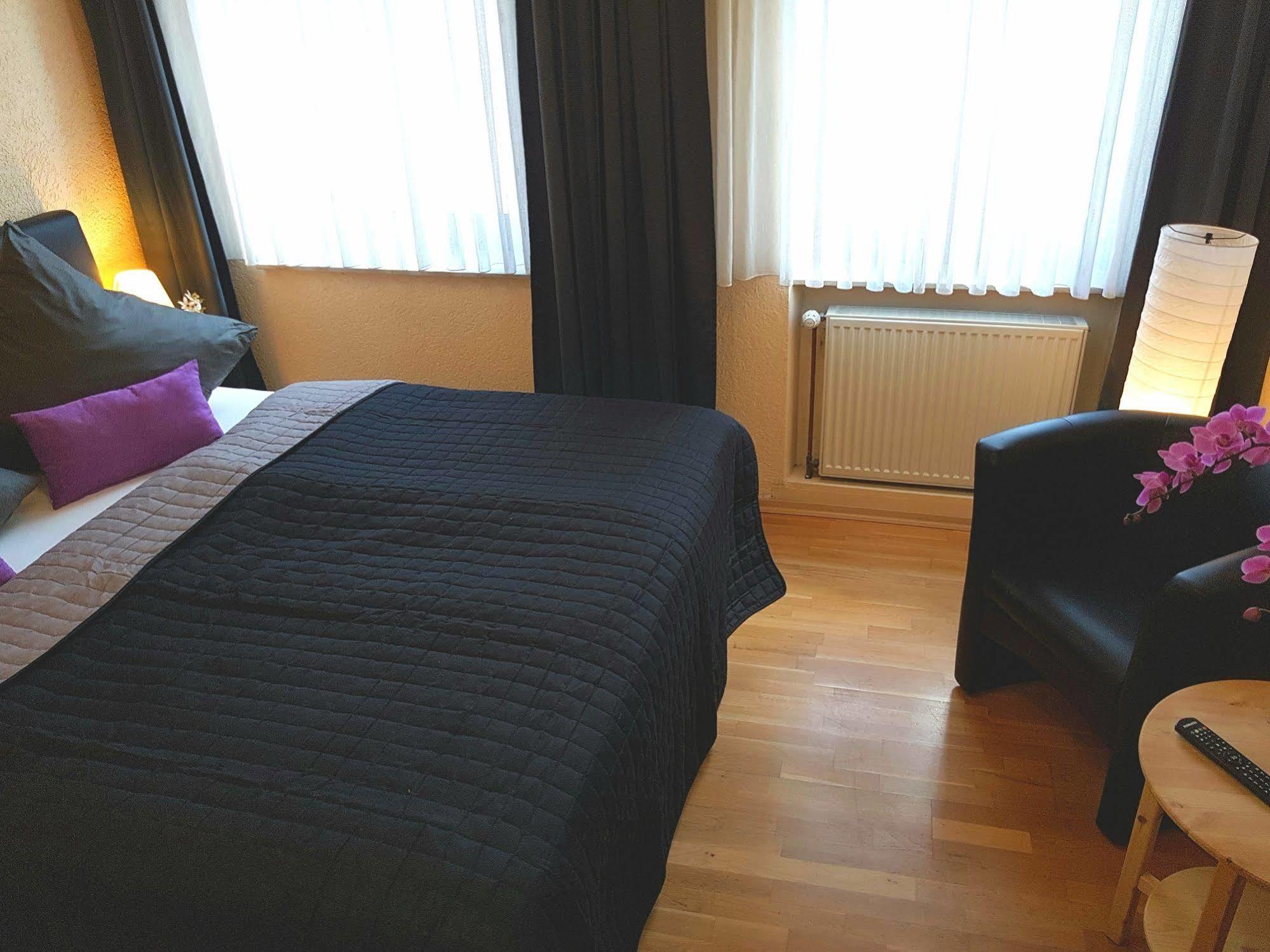 Hotel Exquisite Bobenheim am Berg Exterior photo