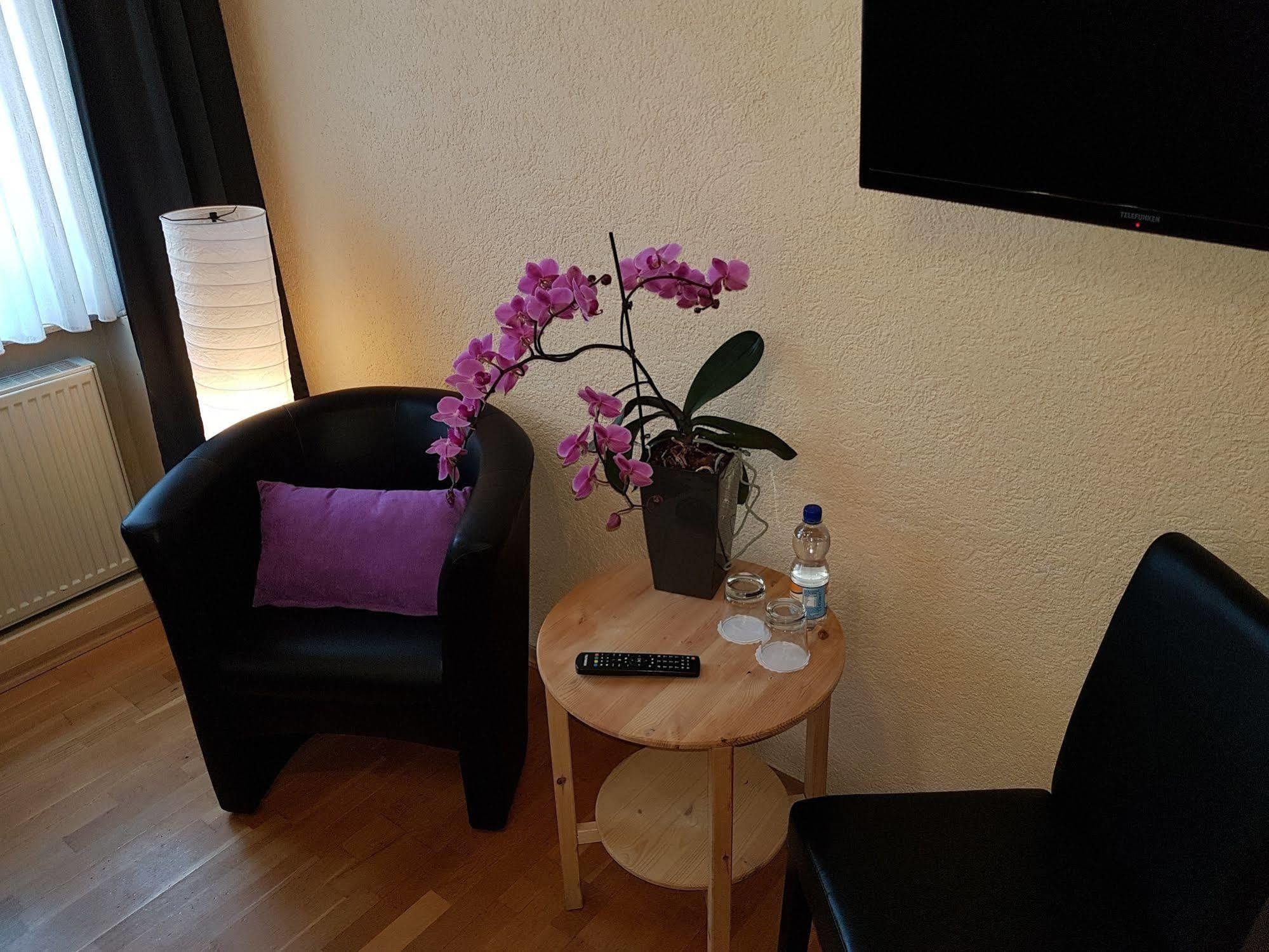 Hotel Exquisite Bobenheim am Berg Exterior photo